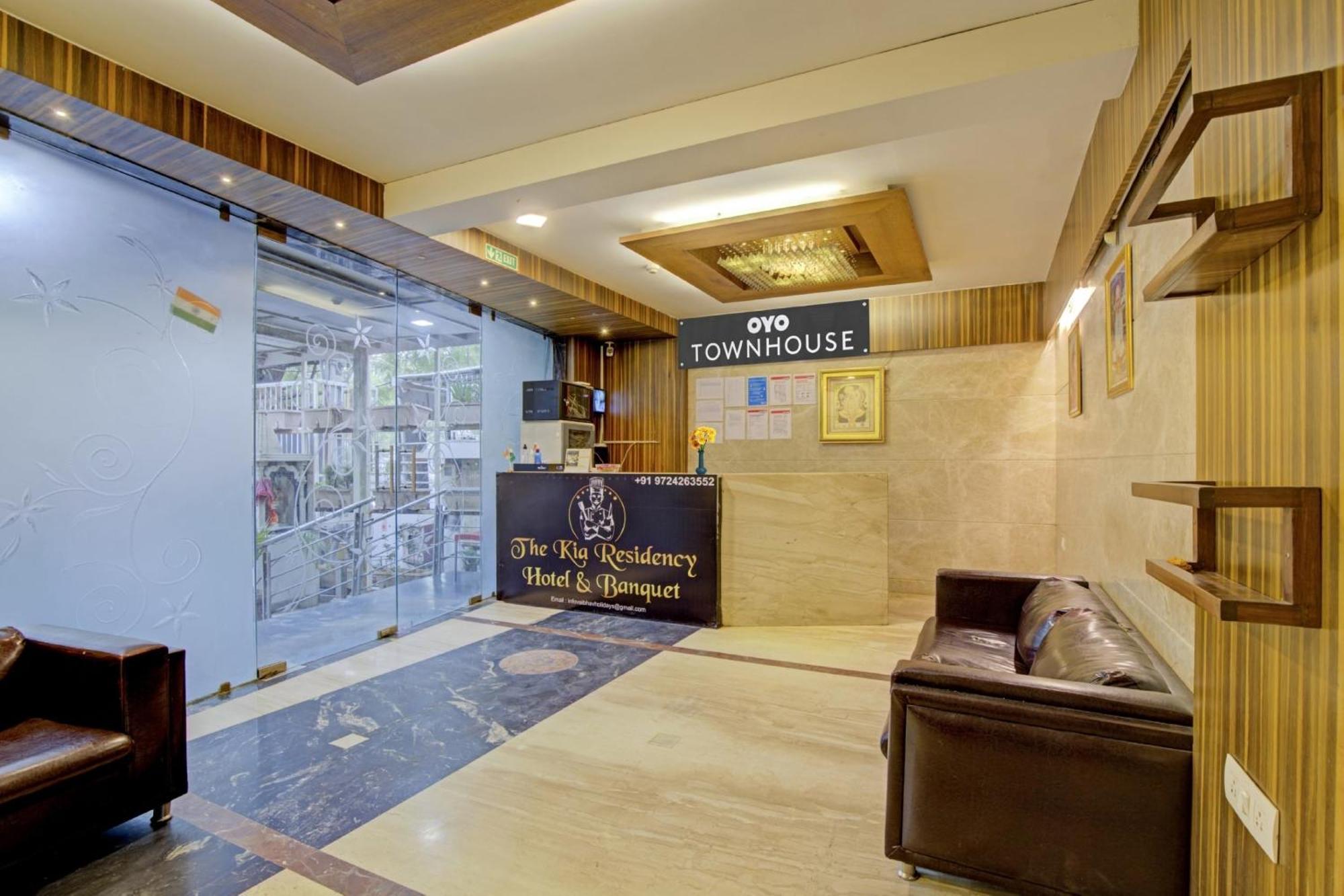 Hotel O The Kia Residency Hotel And Banquet อาเมดาบัด ภายนอก รูปภาพ